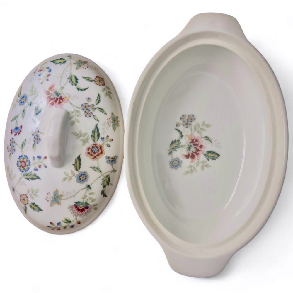 Vintage Andrea by Sadek Buckingham 9” Oval Baker - Picture 3 of 5